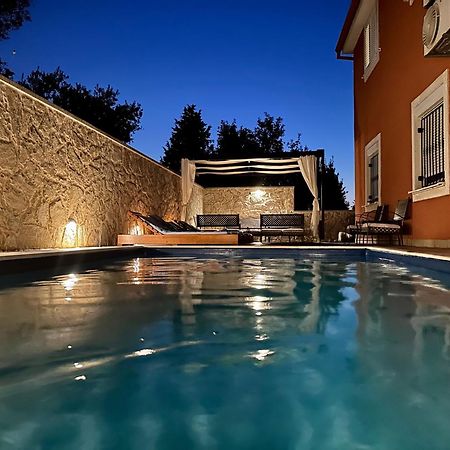 פרקו Duplex Apartment With Private Swimming Pool מראה חיצוני תמונה