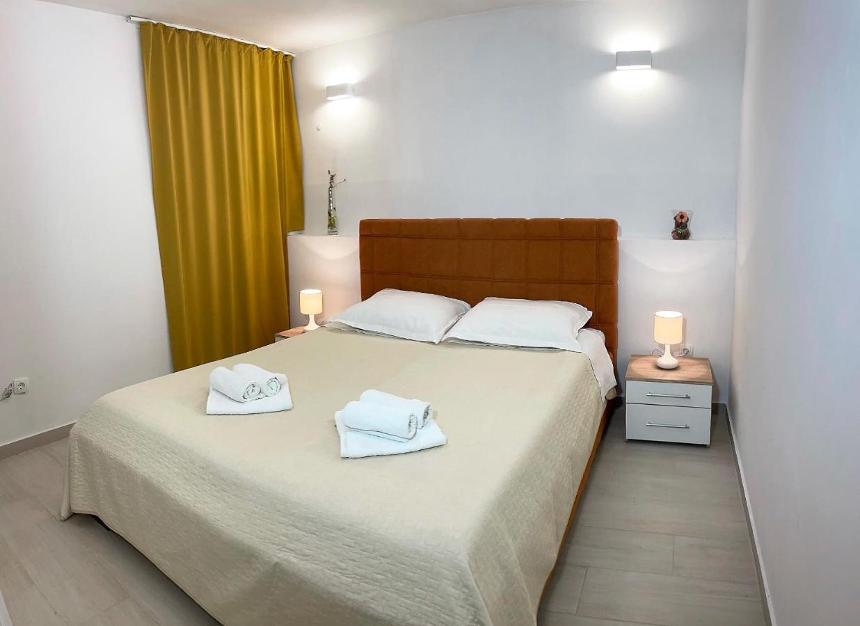 פרקו Duplex Apartment With Private Swimming Pool מראה חיצוני תמונה