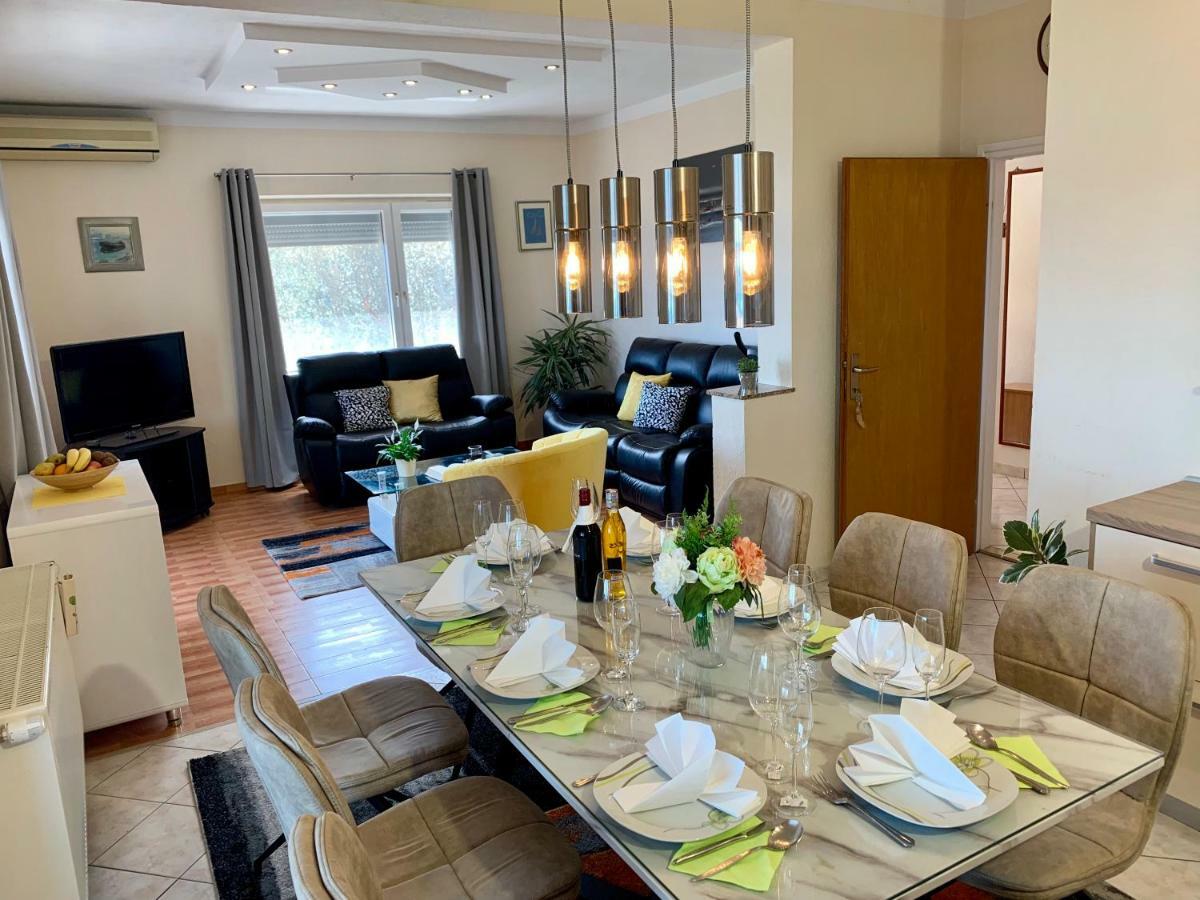 פרקו Duplex Apartment With Private Swimming Pool מראה חיצוני תמונה